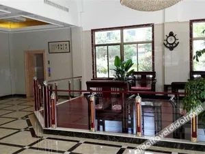 Image of Rujia Ruibai Cloud Hotel (Shanghai Nanlu Road New Siping Road Branch)