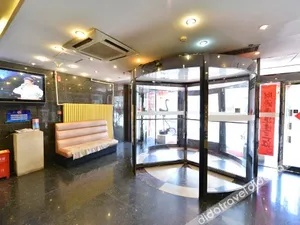 Image of Super 8 Hotel Premier (Beijing Workers' Stadium Sanlitun Chunxiu Road)