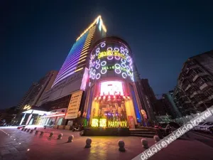Image of Maple Leaf  Smart  Hotel