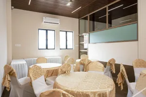 Image of THE RUNWAY HOTEL
