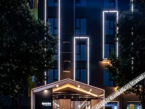 Image of Yuebo Hotel (Luoyang Sports Center)