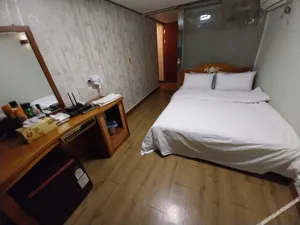 Image of Emission stay rest