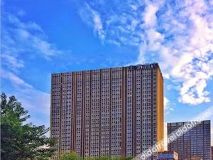 Image of JI Hotel (Chengdu Zhaojuesi Subway Station)