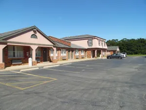 Image of Deluxe Inn Georgetown