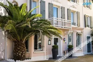 Image of Hôtel VAL FLORES LOGIS