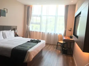 Image of Home Inn Select Hotel (Wuhan Yellow Crane Tower Branch)