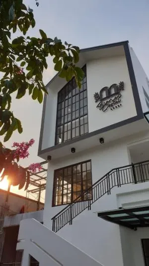 Image of Bianco Costel