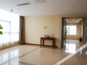 Image of Vienna Hotel Dongguan Hou Avenue Jinzuo