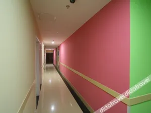 Image of Qingji Hotel MINI (Shanghai Jiaotong University Jiangchuan Road Subway Station)