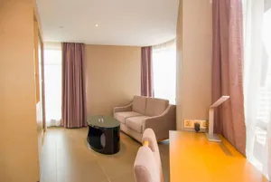 Image of Lavande Hotel Guangzhou Financial City Chepi Metro Station