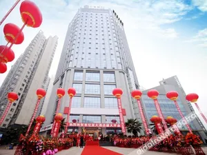 Image of Yuesun Finia Hotel (Dazhou Luofu Plaza Railway Station)