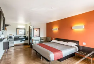 Image of Motel 6 Bell Gardens, CA - Los Angeles