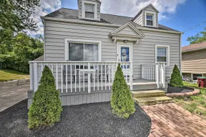 Image of Orchard Park Home Less Than 2 Mi to Highmark Stadium!