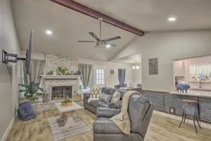 Image of Pet-Friendly San Antonio Gem Near Nature Preserve!