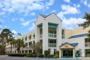 Image of Hotel Carolina A Days Inn by Wyndham