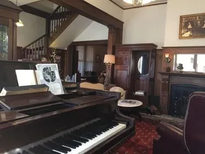 Image of Bradford Place Inn (California)