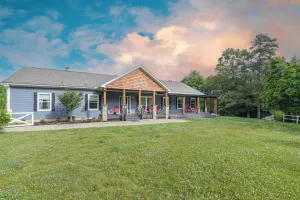 Image of Riverside Ranch by Avantstay Mins to Downtown