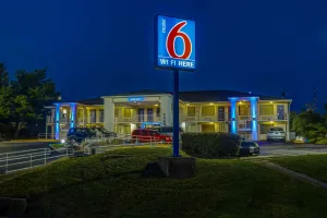 Image of Motel 6-Lexington, KY - East I-75