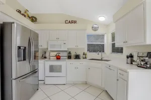 Image of 921 Tulip Court