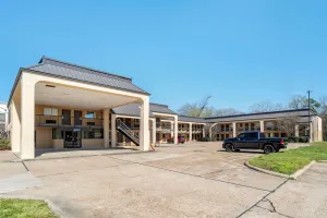 Image of Econo Lodge Pearl