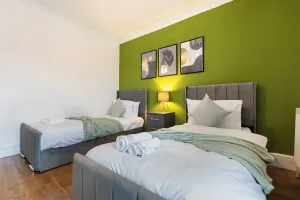 Image of Elegant Stay Sleep 8 Parking