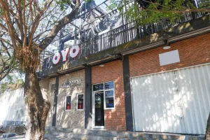 Image of OYO 1217 Candi Residence