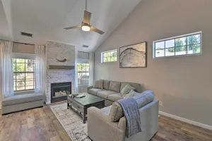 Image of Modern Flagstaff Home with BBQ Walk Downtown!