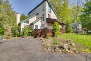 Image of Exciting Tobyhanna Home Near Kalahari Water Park!