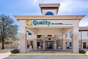 Image of Quality Inn & Suites - Granbury