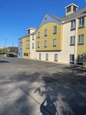 Image of Red Lion Inn & Suites Blue Springs