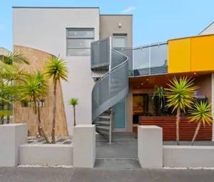Image of Entire studio with balcony