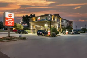 Image of Best Western Plus Shamrock Inn & Suites