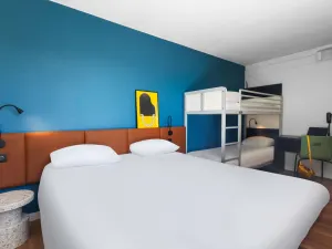 Image of ibis Auch