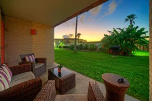 Image of Tropical Haven by Avantstay 4min Walk to Beach Pool Remodeled Interior