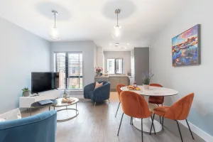 Image of Elliot Oliver - Cosy 2 Bedroom Town Centre Apartment