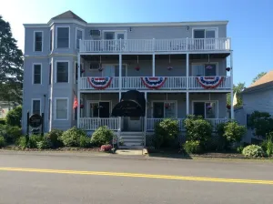 Image of The Lynwood Inn