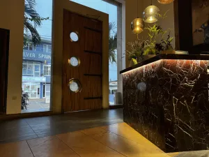 Image of Roots Hotel