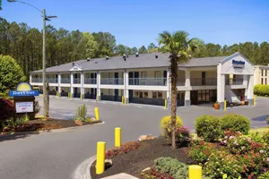 Image of Days Inn by Wyndham Acworth
