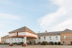 Image of Super 8 by Wyndham Salina