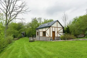 Image of Perfect Spot on Edge of Large Woods with Hot Tub