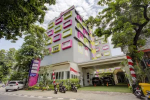 Image of Hotel O Gambir Near Juanda Station Formerly Bunga Dahlia