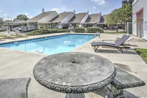 Image of Baton Rouge Townhome with Pool Access - 7 Mi to LSU!