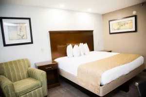 Image of Baymont by Wyndham Fort Walton Beach Mary Esther