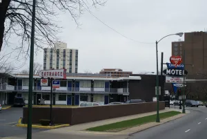 Image of Heart O' Chicago Motel