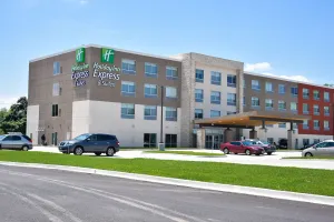 Image of Holiday Inn Express & Suites - Bensenville - O'Hare by IHG