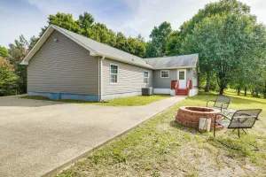 Image of Emerald Lake Retreat Charlestown