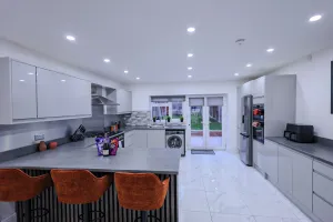 Image of Sleeps17 Bliss 7-Bedroom Luxury Escape Birmingham