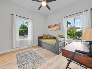 Image of 5 Bedroom - Located in Old Town Eagle