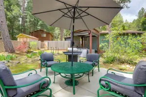 Image of 1 Mi to Lake Hot Tub Haven in Pollock Pines!