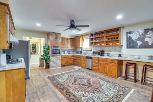 Image of 2 Mi to Dtwn Natchez: Cozy Home w/ Yard & Patio!